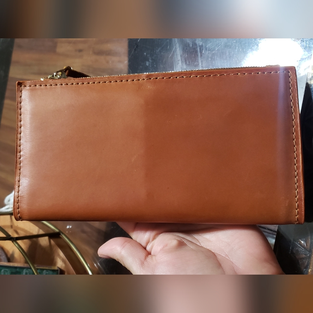Parker Clay Letty Bifold Slim Wallet